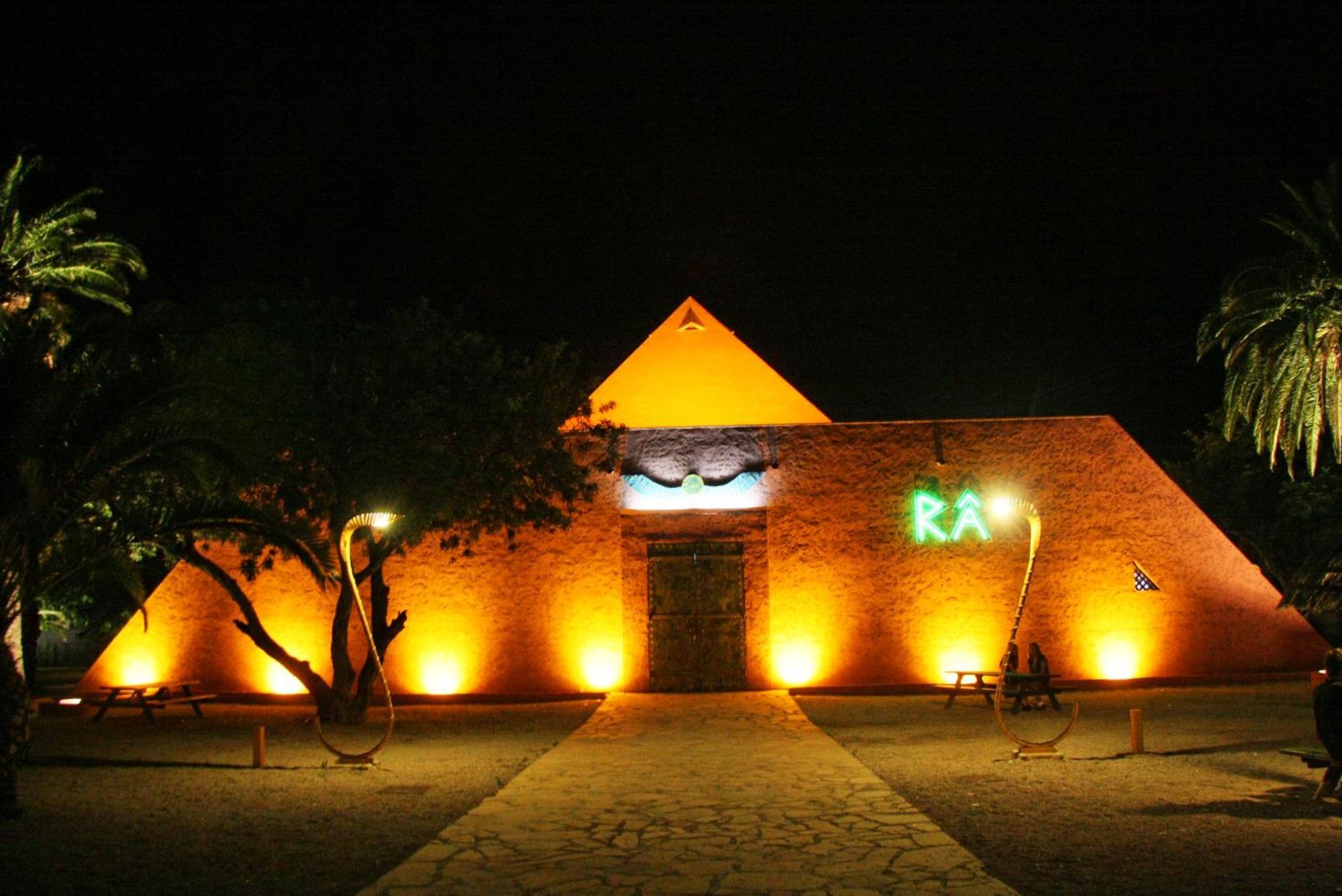 & La Torre Del Sol Resort